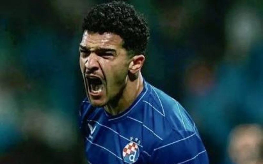 التفاصيل المالية.. الأهلي ينهى تعاقده مع الجزائري منصف بقرار لاعب زغرب الكرواتي